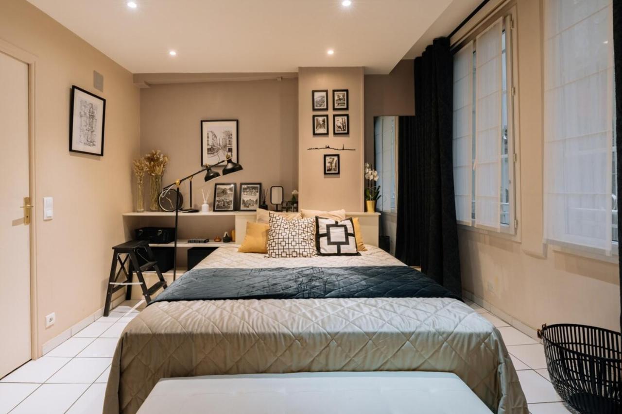 パリChic & Stylish 1Bd Apart Louvre-Rivoli!アパートメント エクステリア 写真